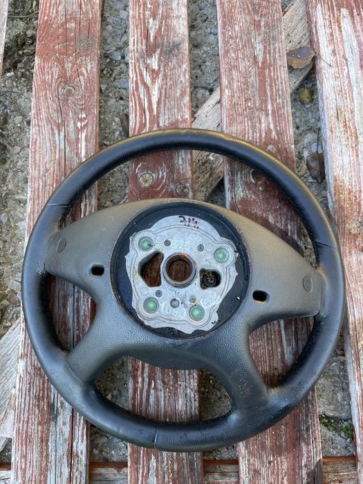 Мултиволан за Мерцедес Б-класа W245