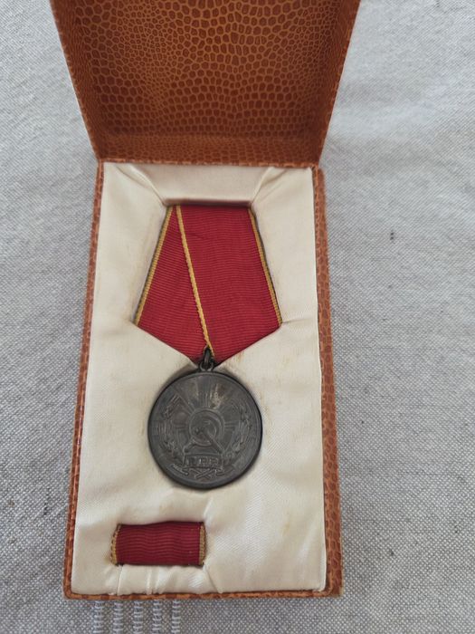 Medalii decoratii romanesti RSR RPR