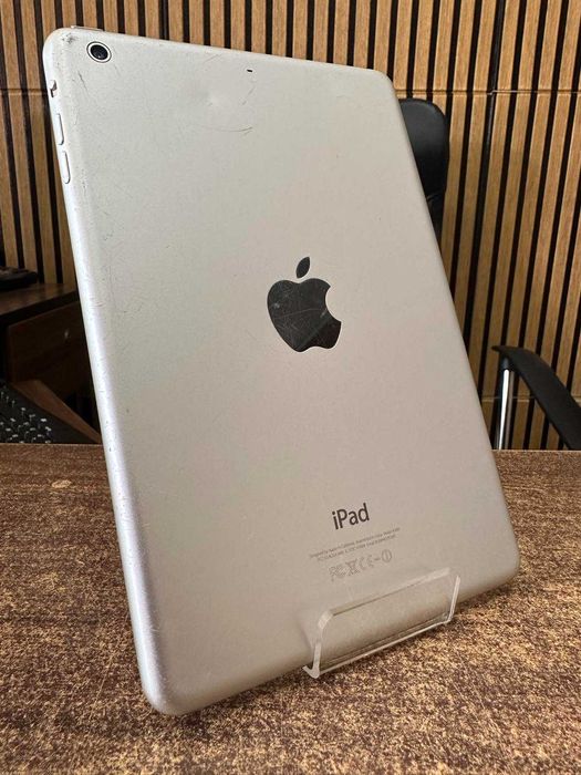 Продавам iPad mini 2 32GB