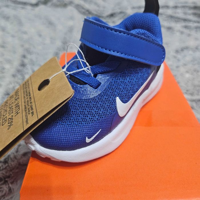 Оригинални бебешки маратонки NIKE REVOLUTION 7