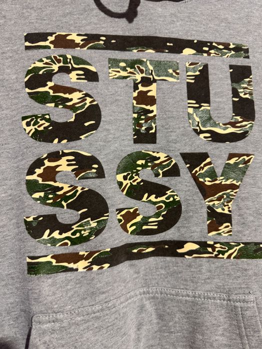 Stussy Camo Graphic Hoodie.