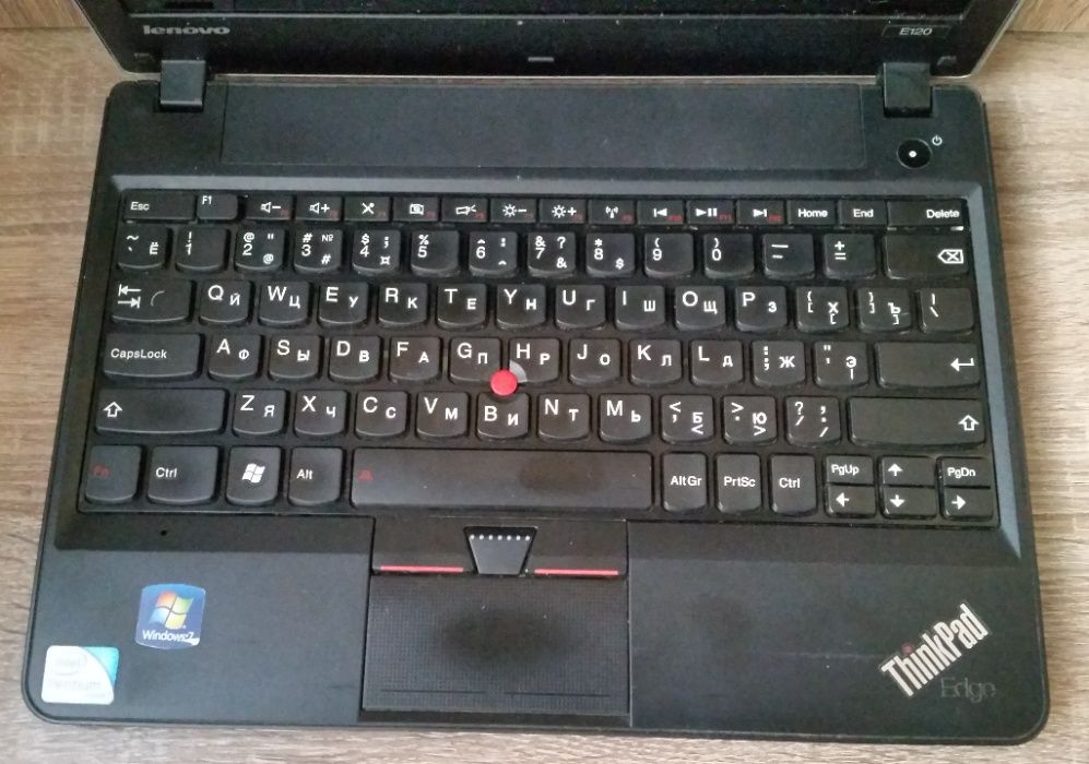 ноутбук Lenovo в подарок мышка