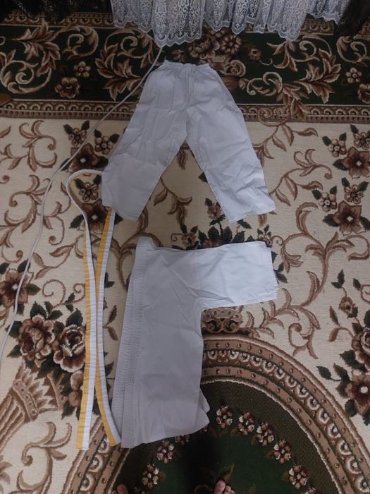 Karate Forma razmer 44