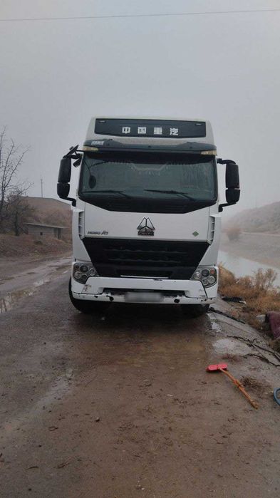 Цементовоз HOWO A7 2022