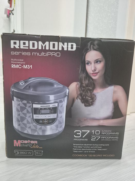 Мультиварка REDMOND RMC-M31 — новая, в коробк
