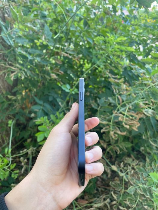 IPHONE 12 сатылады