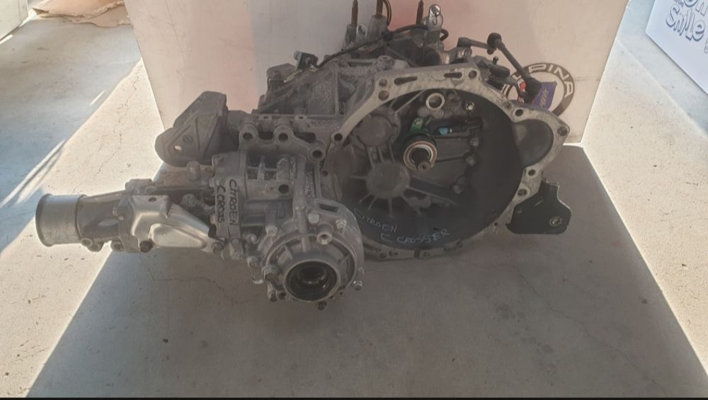 Cutie de viteze manuala 4x4 Citroen C Crosser Mitsubishi Outlander 2.2