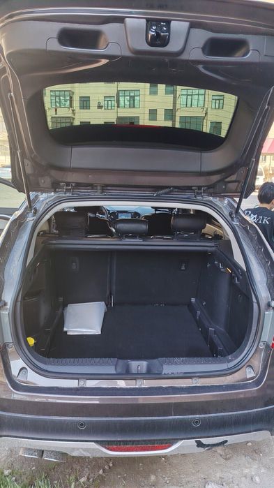 Лада веста крос..