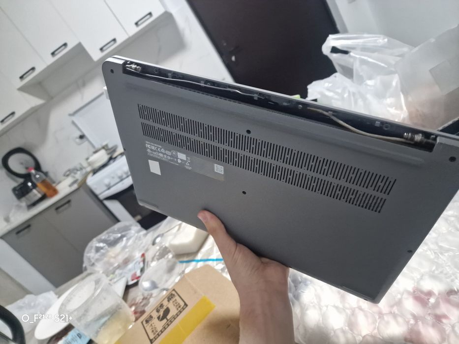 Lenovo ideapad 1