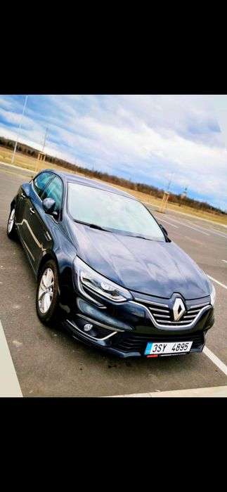 Vând renault megane 4
