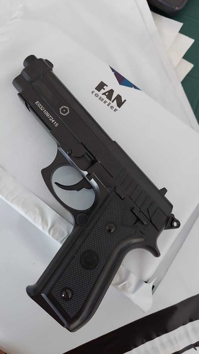 Pistol Airsoft Taurus PT92 FullMetal Mod 5,4j PutereMAXIMA 6mm