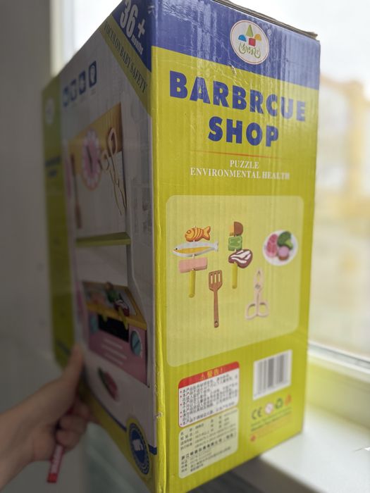 Кухня детская деревянная.