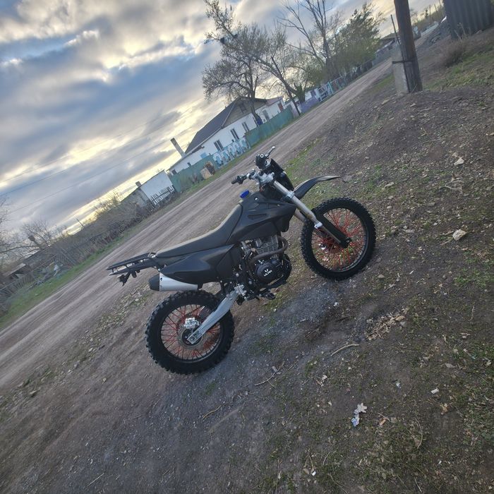 Продам мотоцикл эндуро Ular m7 250cc