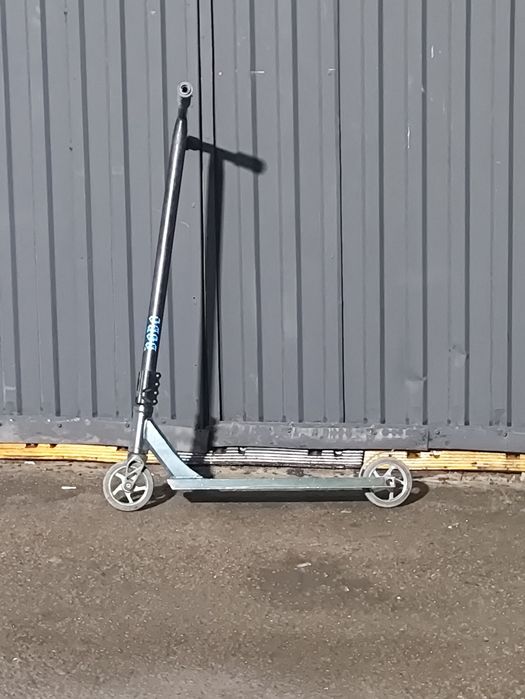 Продам трюковой самокат
