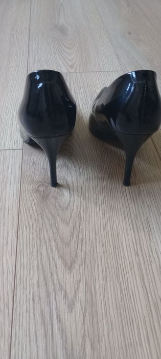 Pantofi lacuiti negri