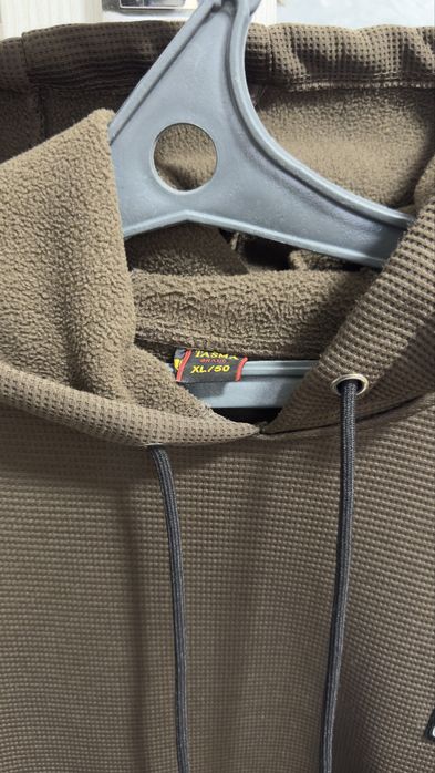 Продам толстовку adidas