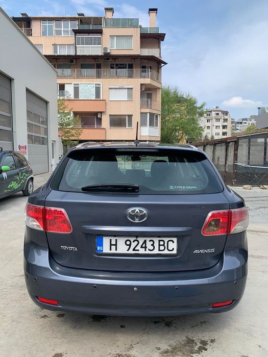 Toyota Avensis D-4D 2010г.