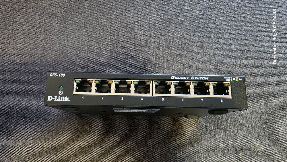 Switch Gigabit D-Link DGS-108 8 port