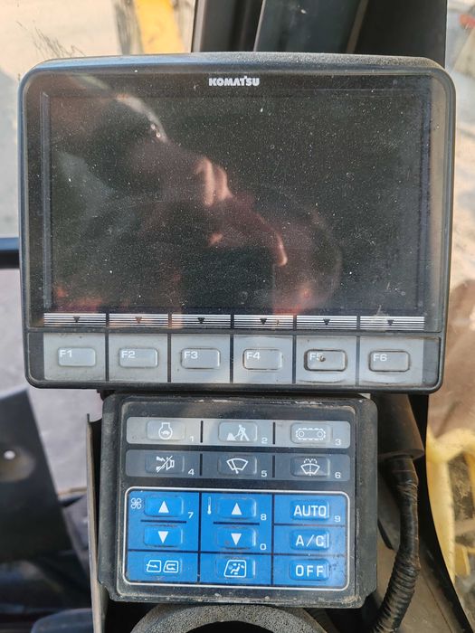 Cabina Excavator Komatsu PC 210LC-8 An 2010