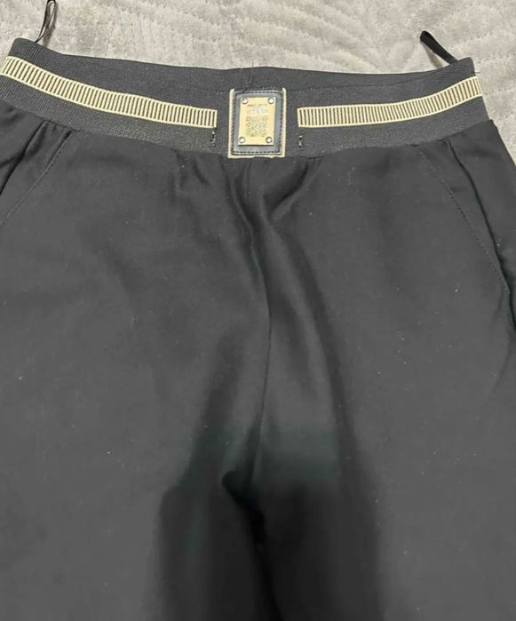 Продается блузка и брючки