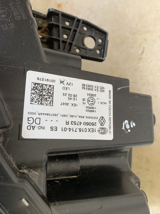 Far Renault Captur full led partea stanga an 2024/2025