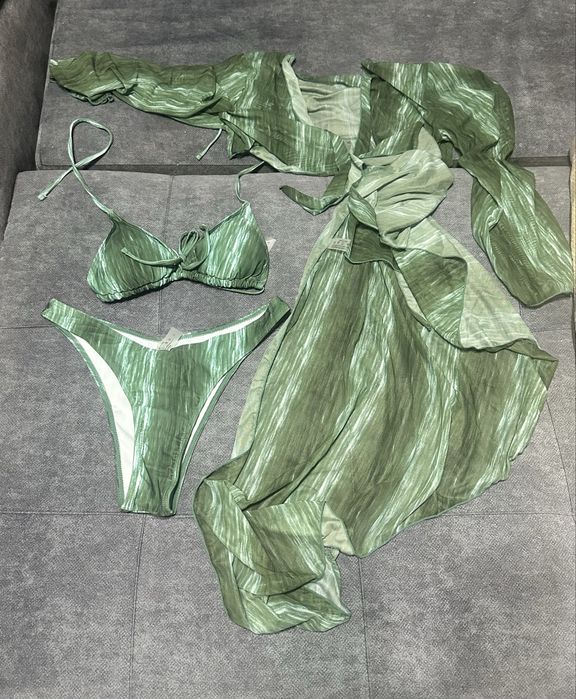Продам купальник