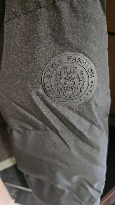 Чисто ново мъжко зимно яке NIKE