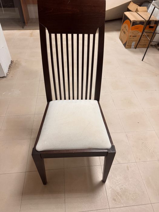 Разтегателна трапезна маса с 6 стола