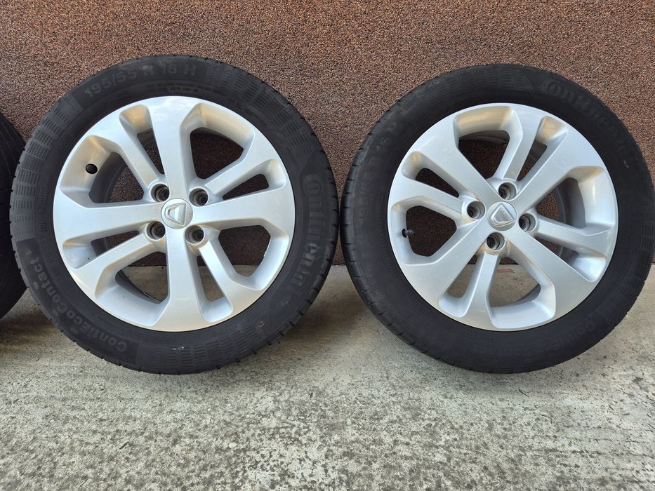 Jante Dacia Logan R16 4x100 cu anvelope vară Continental 195/55R16