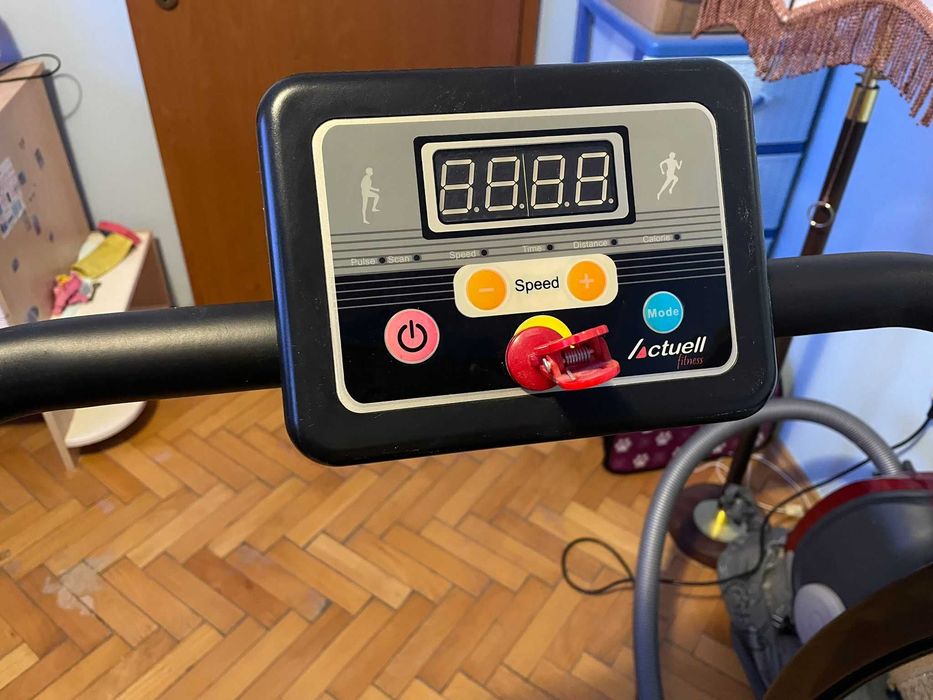 Пътека за бягане и колело