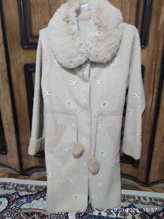 Palto ko’p kiyilmagan narxi 150 ming so’m