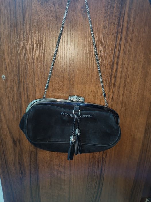 Женские сумки и клатчи