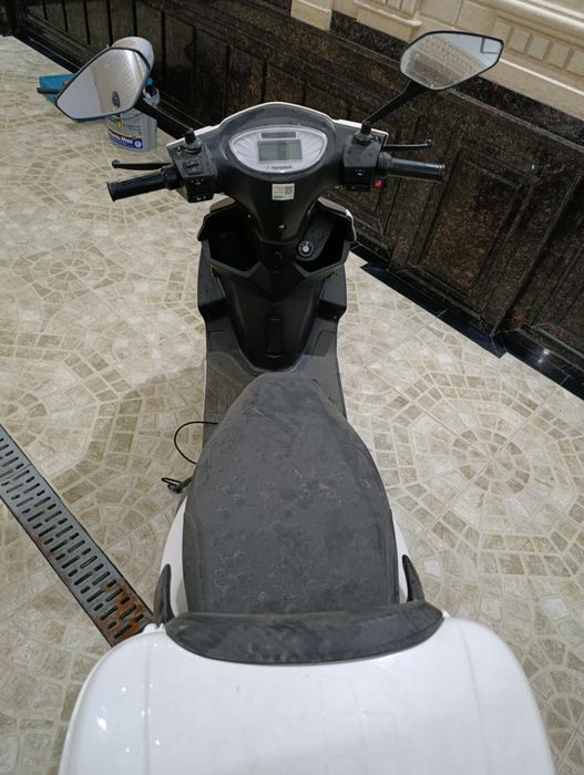 Mototsikl yangi ishlatilmagn