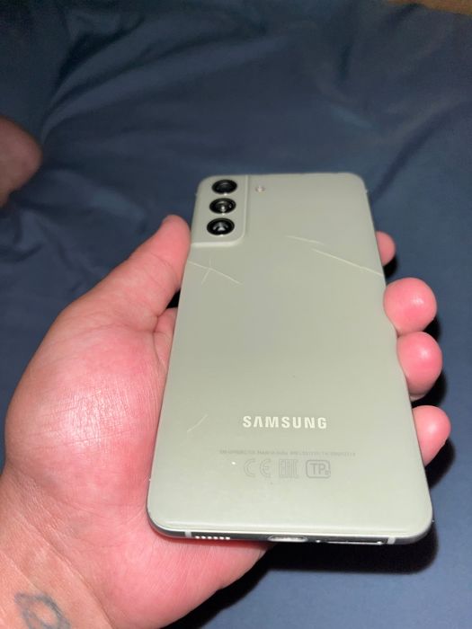 Обменяю Samsung s21 fe 5g