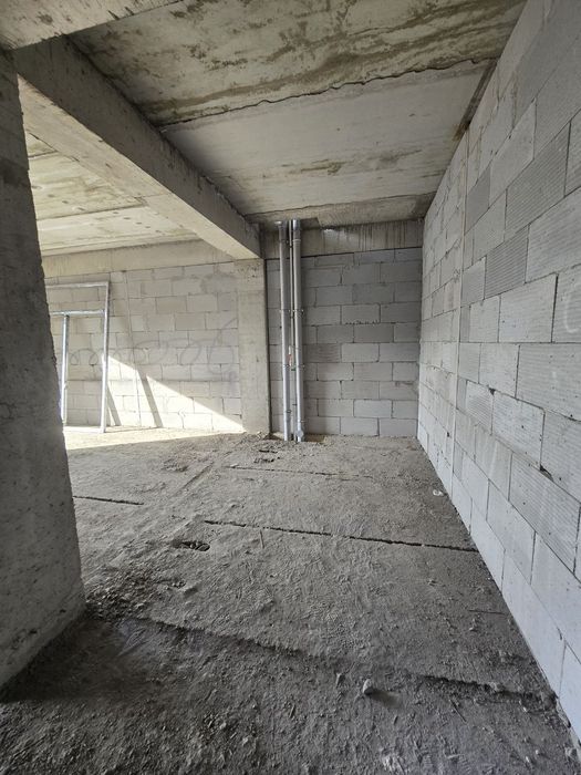 Срочно сотилади 2 хонали квартира!
Новостройка, Алгоритм-31 да жойлашг