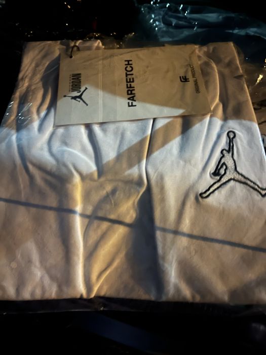 Продавам дерхи