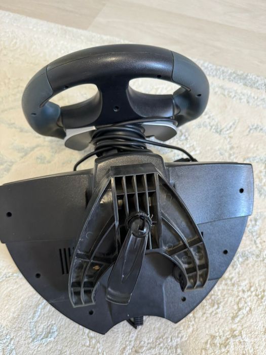 Руль с педальом ...