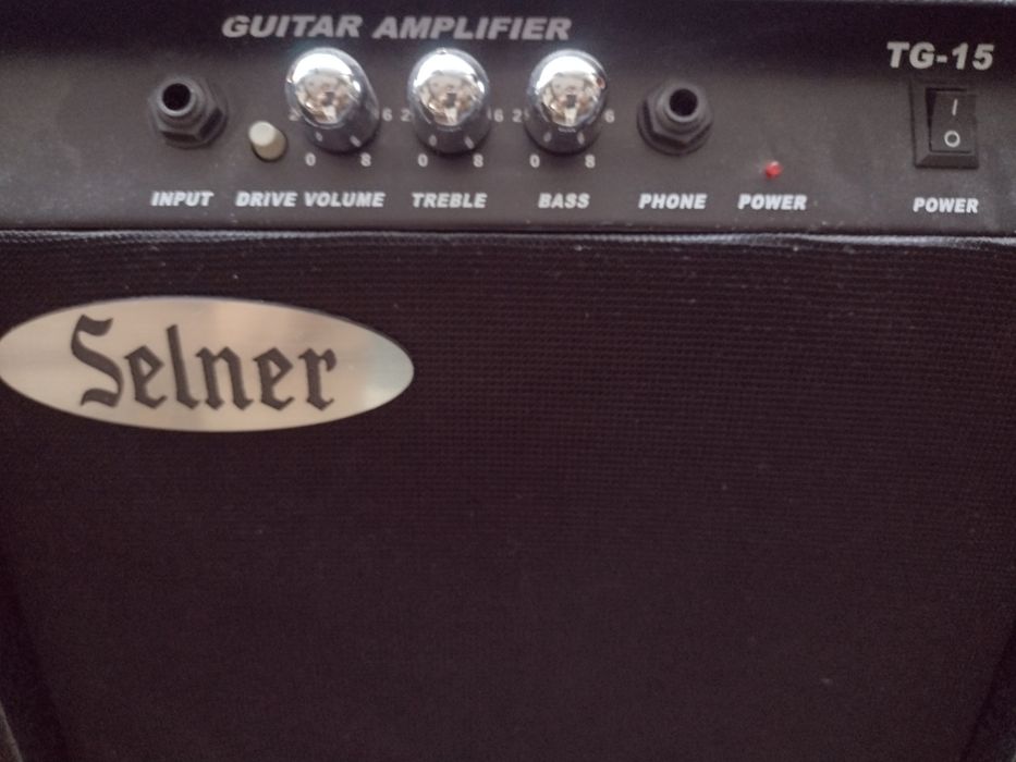 Кубе усилвател Selner за електрическа китара за начинаещи