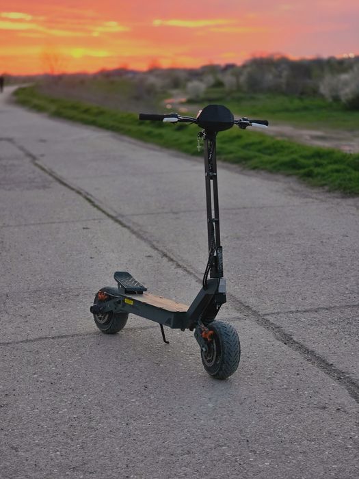 Vand trotineta electrica performanta KuKirin G4