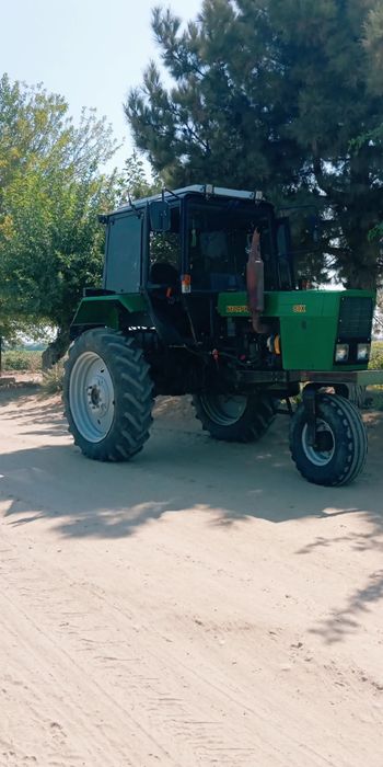 Belarus traktor X-80