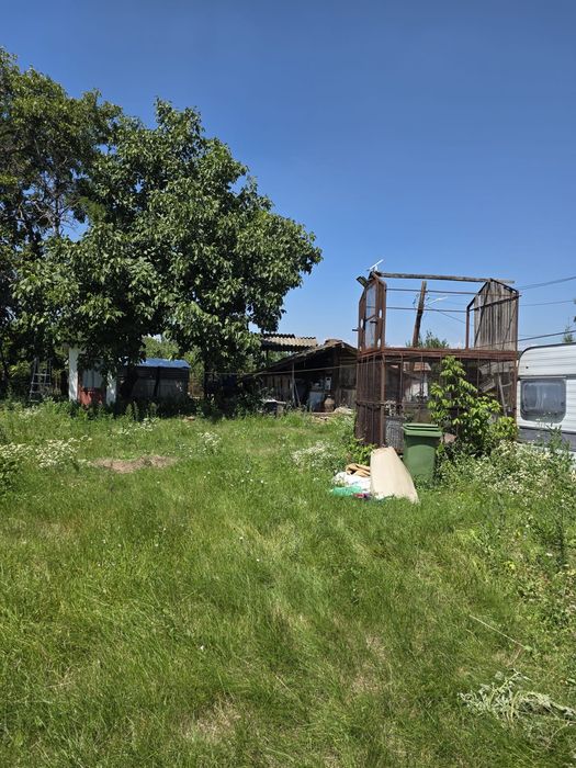 Casa+teren de vanzare
