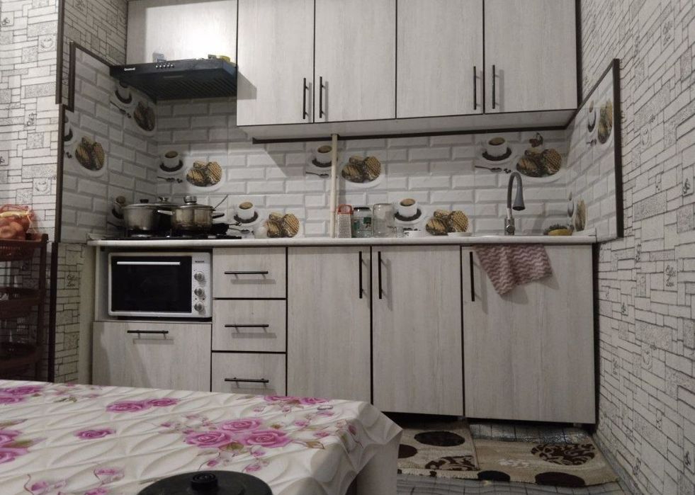 Yakkasaroy Oybek metrosi yaqinida maklersiz kvartira ijaraga beriladi