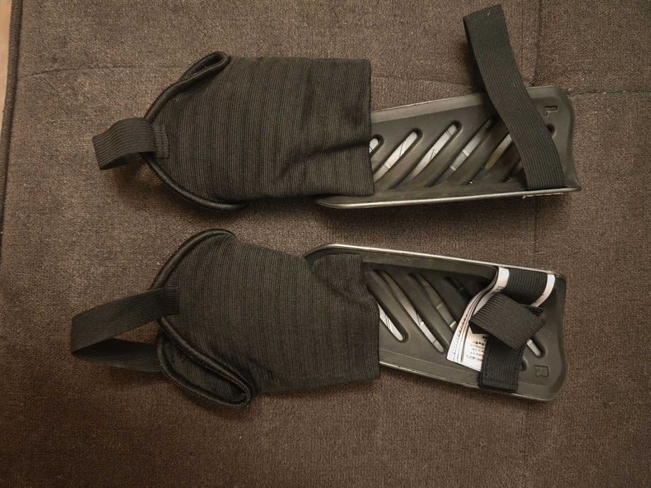 футболни кори/ Shinguards PUMA