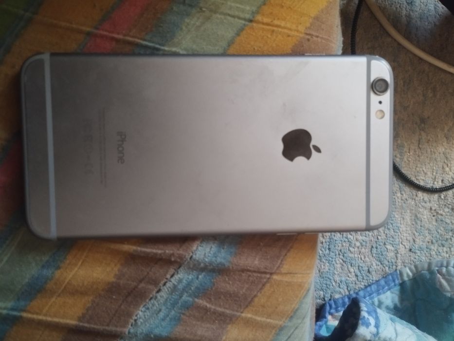 Продам дешого айфон 6