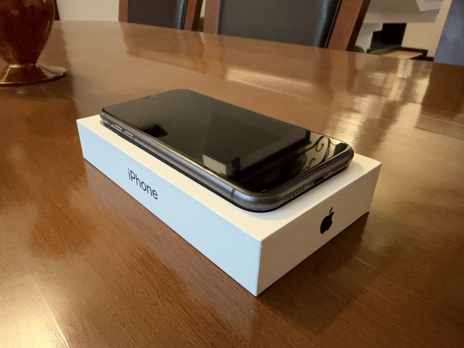 iPhone 11, Black, 64GB - IMPECABIL