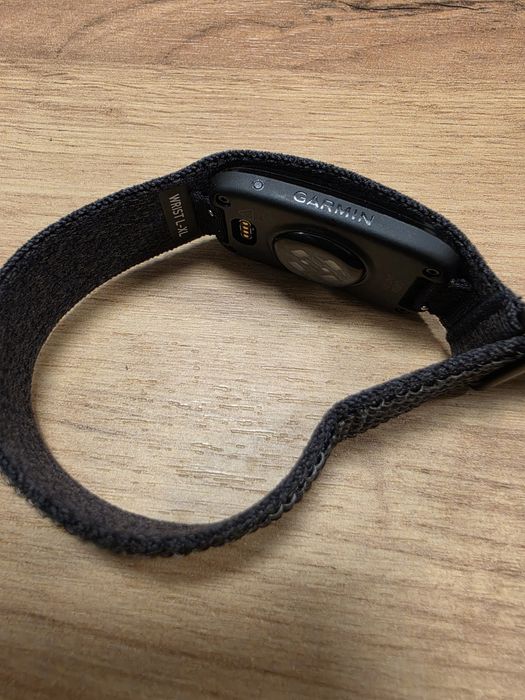Garmin Cirqa smart band