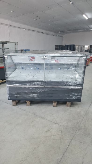 Хоризонтална хладилна витрина 190х110