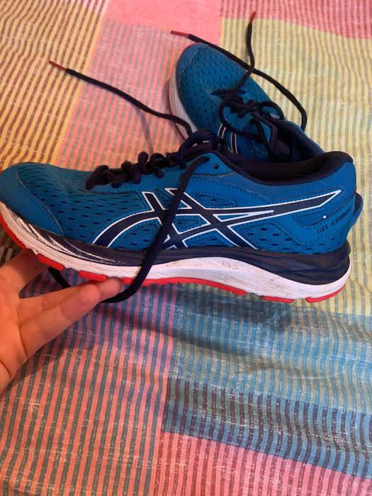 ASICS маратонки за деца 36 номер