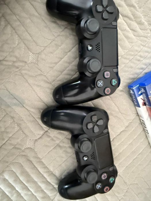 Продам плейстейшн 4 слим