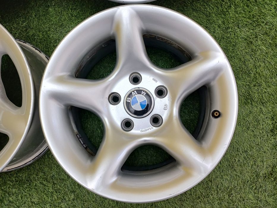 Диски R15 5×120 на BMW.